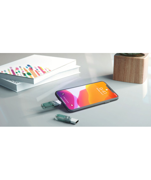 SanDisk iXpand Flash Drive 64GB Type A + Lightning